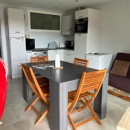 En Bas De Apartmán *